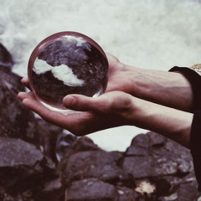 Speak your mind by telling all of your heart~